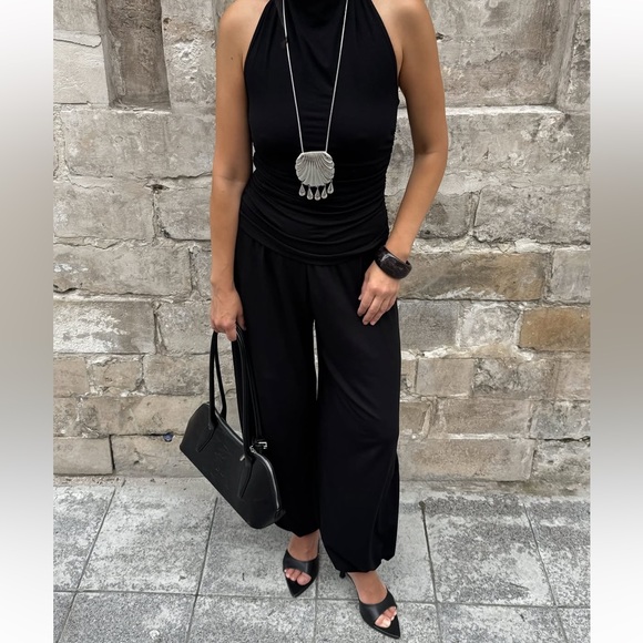 Shell Pendant statement Necklace - Picture 1 of 10